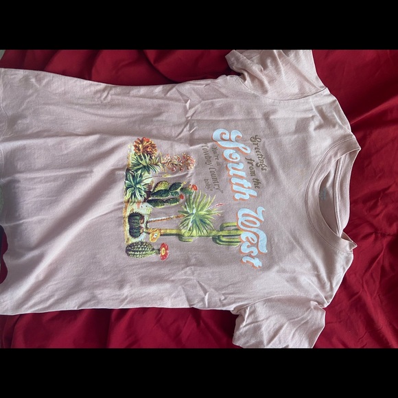 12 T-Shirts, 1 Sweater and 2 Flannel - Picture 7 of 15